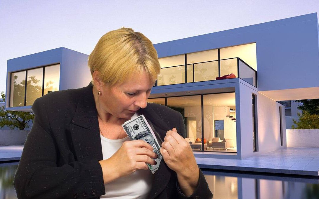 Crypto.com le envía $10 millones por error, compra mansión y la demandan