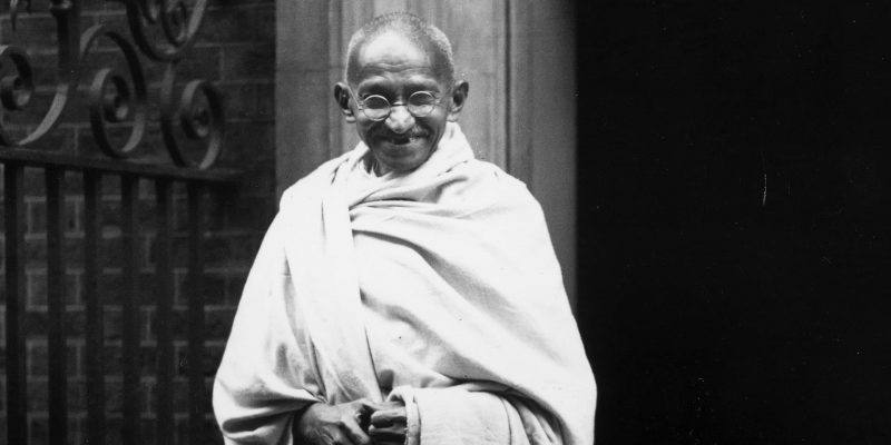 La historia de Bitcoin en una frase de Gandhi: Ignorancia, burla, ataque y victoria